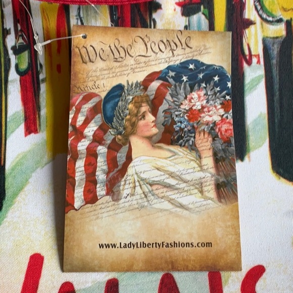 Lady Liberty Fashions Red & White Ski Valais Tote, NWT - Picture 15 of 16